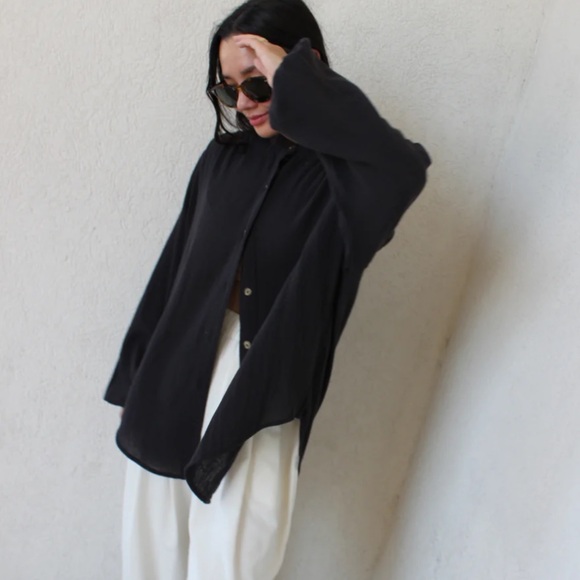 NA NIN Gloria Waffled Top Faded Black - Picture 2 of 8